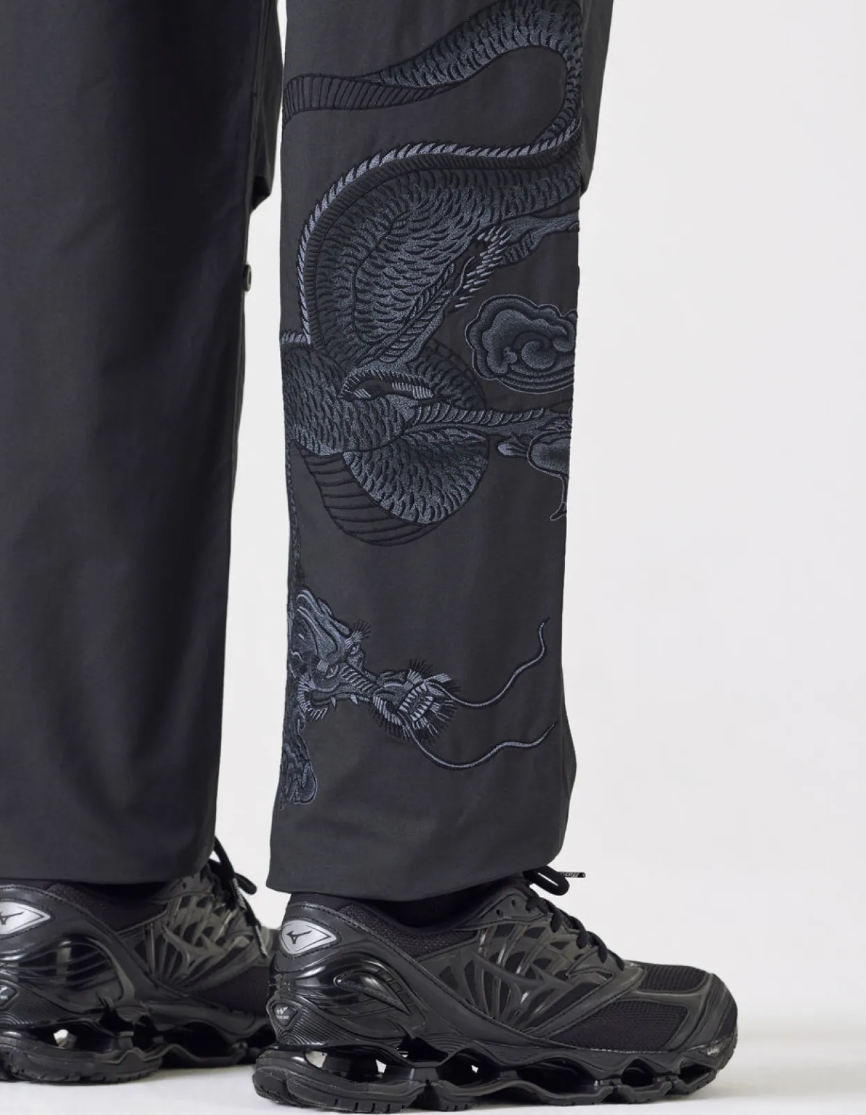 Original Snopants*Maharishi 4215 Dragon Embroidered Straight Snopants® Black/Tonal